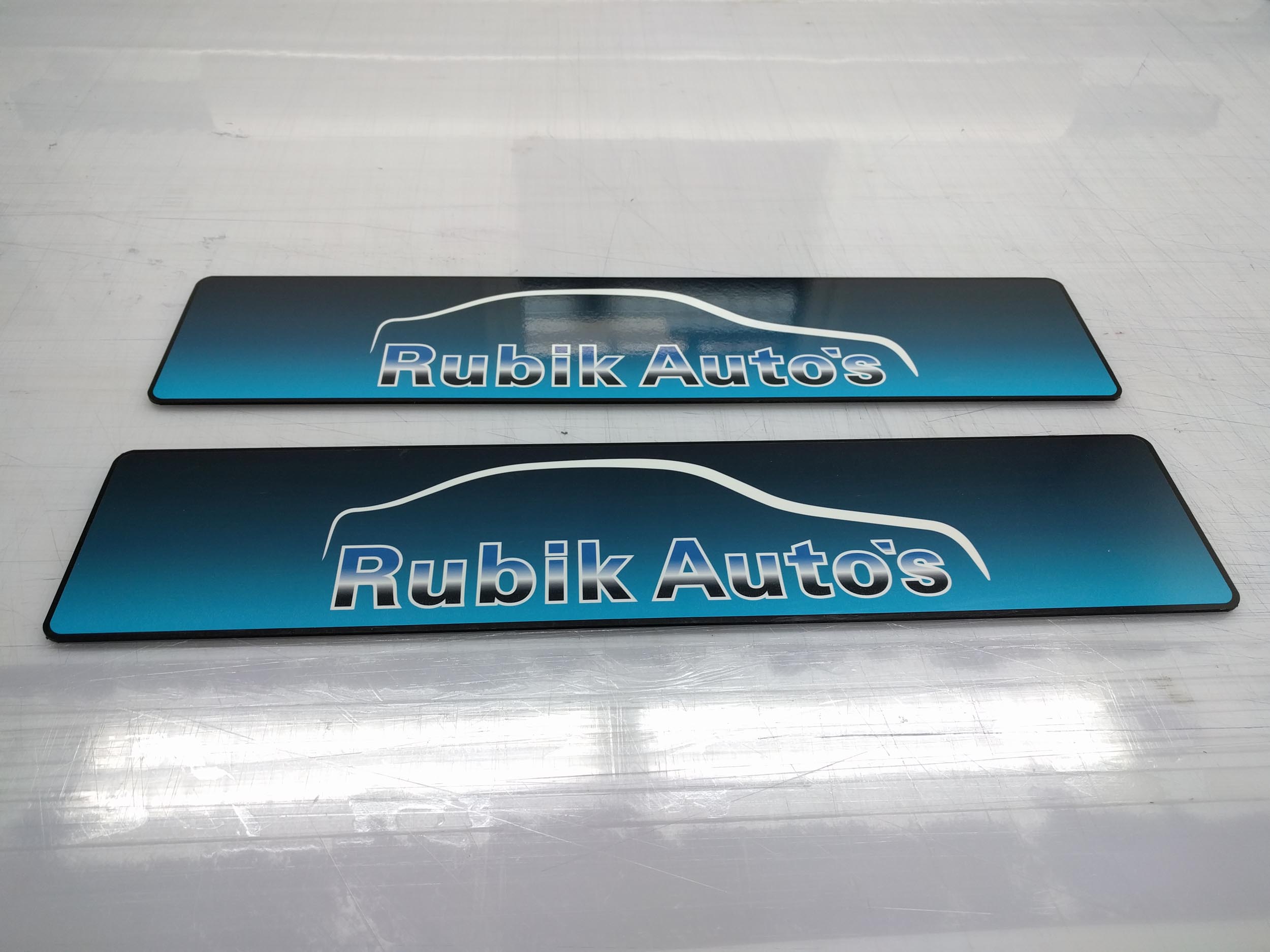 Showroomplaten Rubik Autos Showroomplaten Rubik Autos