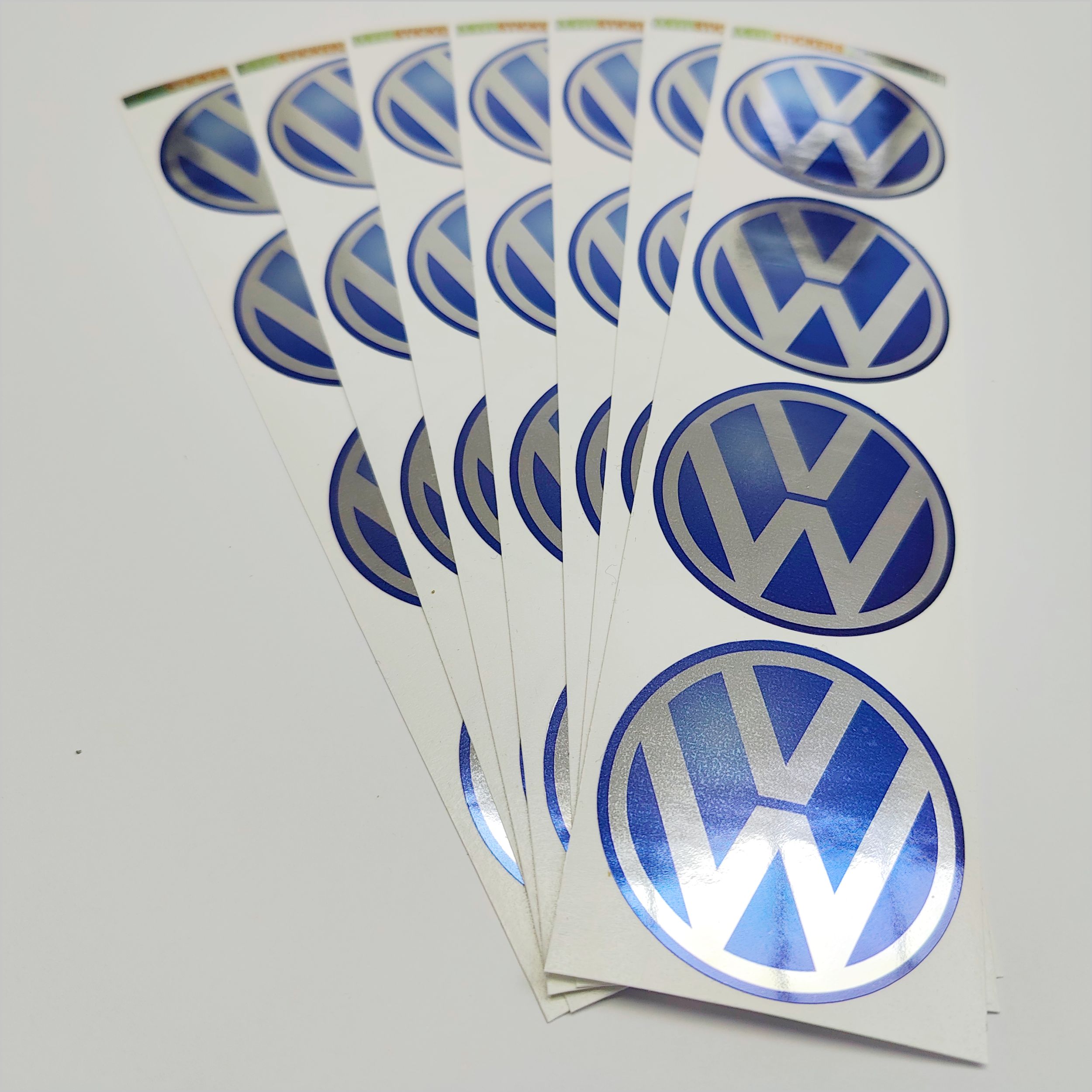 Wielnaaf stickers VW Blauw Chroom