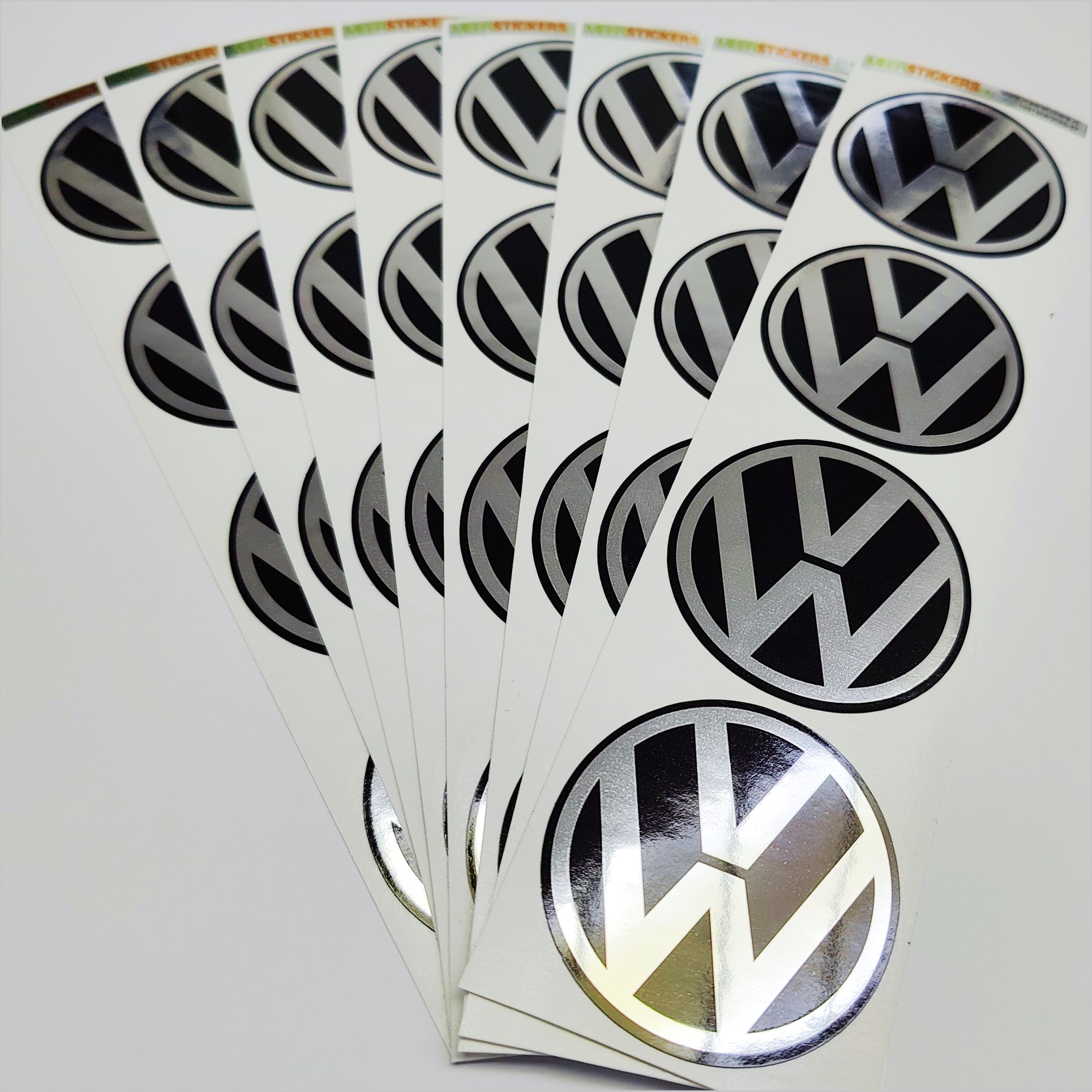 Wielnaaf stickers VW Zwart Chroom