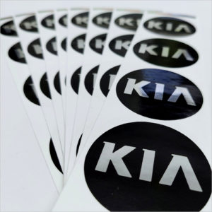 Wielnaaf stickers Kia Zwart Chroom